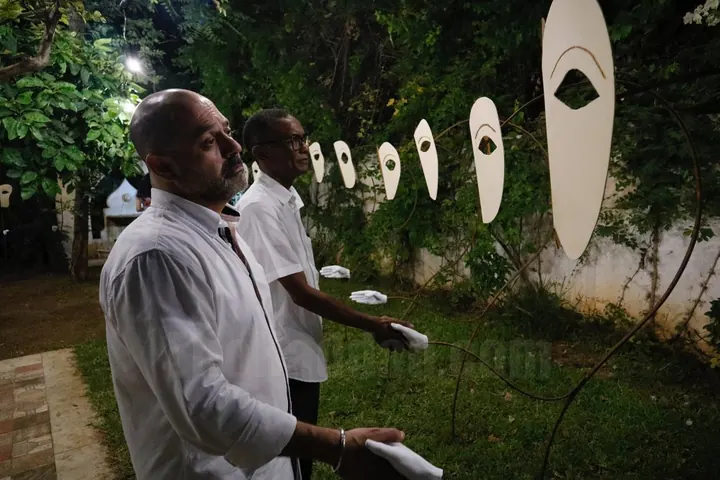 Congratulations and Condolences in the garden of the Sursock Palace, Gemmayzeh — view 2